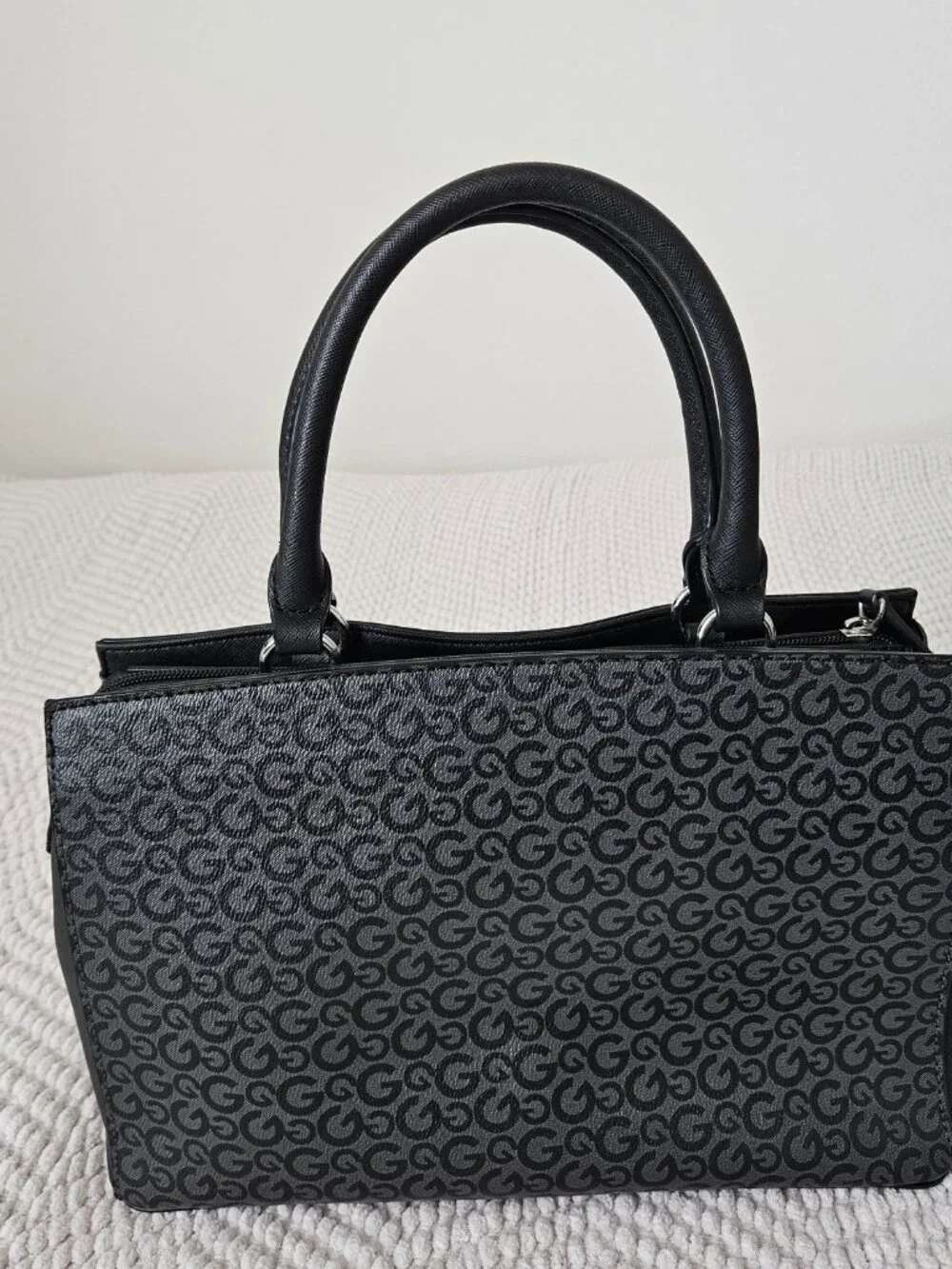 GBG Los Angeles Black G-Logo Satchel Purse